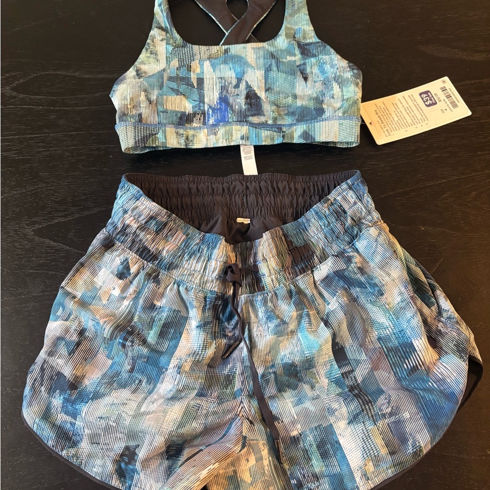 Lululemon Athletica Blue Patterned Athletic Shorts